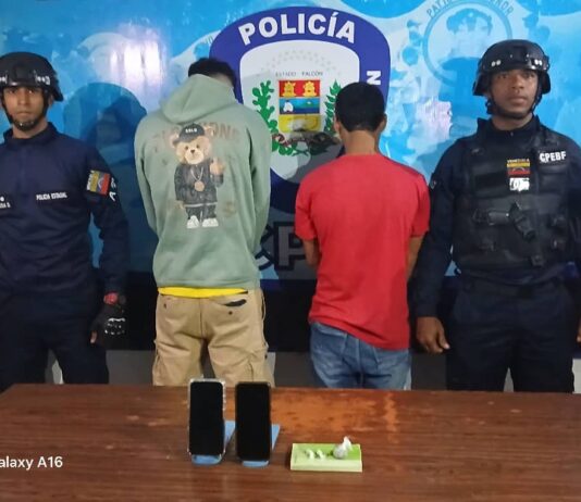 Dos detenidos por tenencia de droga en Tocópero