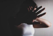 Funcionario le quita la vida a su pareja de un disparo