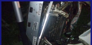 Gandola cargada de gasoil volcó en la Morón – Coro