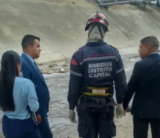 Hallan cadáver de un hombre en las aguas del río Guaire Hallan cadáver de un hombre en las aguas del río Guaire