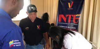 250 familias beneficiadas en El Oasis con protocolización de títulos de tierras urbana