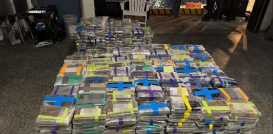 Miami | Detenidos tres dominicanos con cocaína valorada en $28 millones Miami | Detenidos tres dominicanos con cocaína valorada en $28 millones