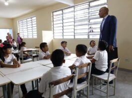 Ministro Rodríguez: tareas escolares serán reguladas para garantizarle tiempo libre a los niños Ministro Rodríguez: tareas escolares serán reguladas para garantizarle tiempo libre a los niños