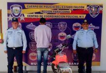 Motorizado iba por una multa y terminó detenido por ultraje a funcionario