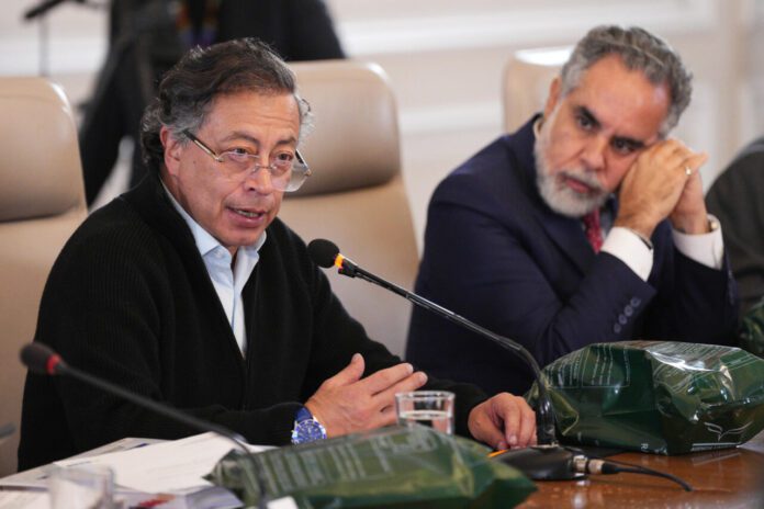 Petro-Trump-Colombia Petro responde a Trump: "Está desinformado sobre Colombia"