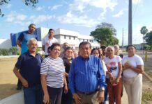 Residentes de la urbanización Cruz Verde protestan en Corpoelec tras un mes sin energía eléctrica