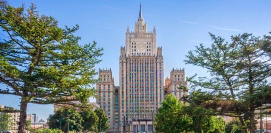 Rusia llama a Trump a «evitar un error fatal» con respecto a Venezuela Rusia llama a la Administración Trump a "evitar un error fatal" con respecto a Venezuela