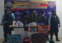 Tres detenidos por hurto en Multitienda Monica en Punto Fijo