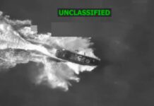 Almirante estadounidense desmintió recibir orden de matar a sobrevivientes en lancha en el Caribe Almirante estadounidense desmintió recibir orden de matar a sobrevivientes en lancha en el Caribe