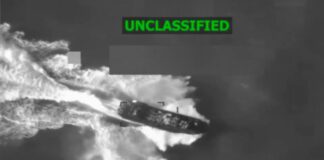 Almirante estadounidense desmintió recibir orden de matar a sobrevivientes en lancha en el Caribe Almirante estadounidense desmintió recibir orden de matar a sobrevivientes en lancha en el Caribe