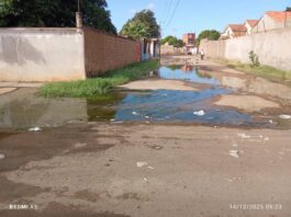 Unas gotitas de petróleo reclaman habitantes de las calles Las Palmas al este de Coro