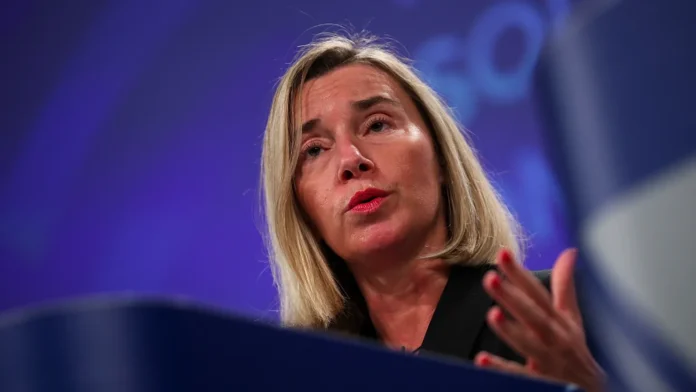 Detienen a Federica Mogherini por presunto fraude con fondos de la Unión Europea
