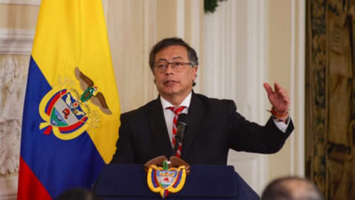 Petro: EEUU quiere "entrar en las elecciones de Colombia"
