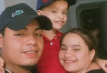 España | Prisión provisional y sin fianza para madre de niño venezolano asesinado Un juez decretó prisión provisional, comunicada y sin fianza, para la madre del menor Bárbara Bravo Ochoa, de 21 años de edad y con 5 meses de embarazo, y para su pareja Juan David Rivera Cadena, de 25. Familiares del niño relataron que, desde la llegada del hombre, el menor comenzó a mostrar signos visibles de deterioro físico: pérdida de peso, ojeras, hematomas, quemaduras y fracturas