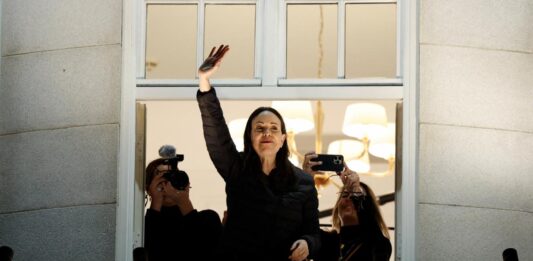 Machado pidió al mundo bloquear ingresos del gobierno nacional Machado pidió al mundo bloquear ingresos del gobierno nacional