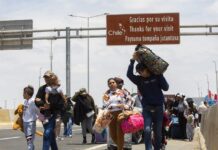 Continúa salida de venezolanos de Chile tras advertencias Continúa salida de venezolanos de Chile tras advertencias