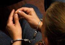 Guarenas | Detienen a dos mujeres por estafar con documentos falsos de la PNB Guarenas | Detienen a dos mujeres por estafar con documentos falsos de la PNB