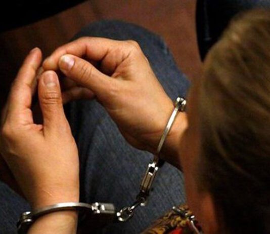 Guarenas | Detienen a dos mujeres por estafar con documentos falsos de la PNB Guarenas | Detienen a dos mujeres por estafar con documentos falsos de la PNB