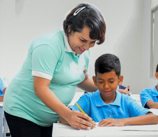 Hoy 15 de enero Venezuela celebra el Día del Maestro Hoy 15 de enero Venezuela celebra el Día del Maestro