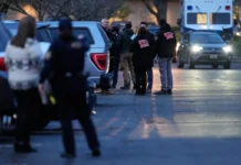 Agentes federales hieren a dos personas en un tiroteo en Portland Agentes federales hieren a dos personas en un tiroteo en Portland