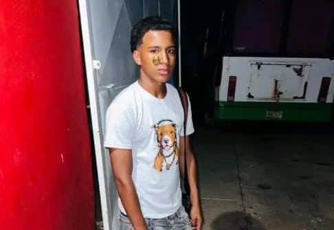 Video| Asesinan a adolescente de un «disparo» en el pecho