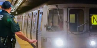 Nueva York | Atacó a un adolescente tras un tropiezo accidental en el metro Atacó brutalmente a un adolescente tras un tropiezo accidental en el metro