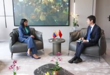 China ratifica su respaldo a Venezuela «sin importar su situación política» China ratifica su respaldo a Venezuela "sin importar su situación política"