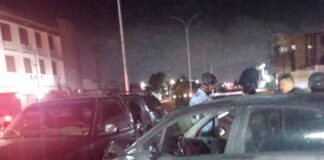 Colisión de dos carros dejó dos lesionados en la Jacinto Lara