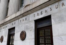 EE UU flexibiliza sanciones contra sector petrolero venezolano