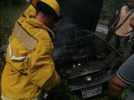 Fotos| Vehículo se incendió en Sanare