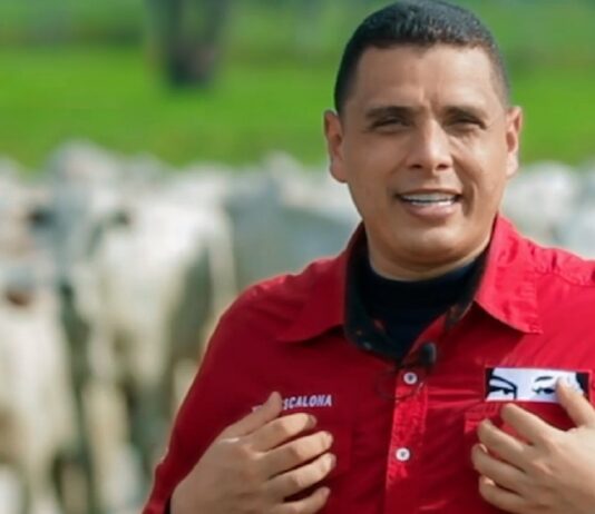 ¿Quién es Juan Escalona? El nuevo ministro del Despacho de la Presidencia ¿Quién es Juan Escalona? El nuevo ministro del Despacho de la Presidencia