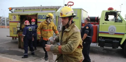 Maracaibo: hombre incendia su vivienda con su familia adentro Maracaibo: hombre incendia su vivienda con su familia adentro