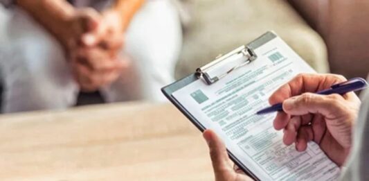 Médico venezolana entre los enjuiciados por venta de licencias falsas en Chile