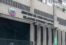 Venezuela reafirma que su territorio es libre y soberano Venezuela reafirma que su territorio es libre y soberano