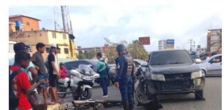 Motorizado chocó con una camioneta en Tucacas