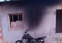 Moto de delivery «tiroteado» en Punta Cardón apareció quemada