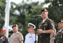 Padrino López anunció “revisión y adecuación” de la FANB tras ataques Padrino López anunció “revisión y adecuación” de la FANB tras ataques