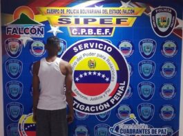 Le cayó a palos a su hermana en Coro