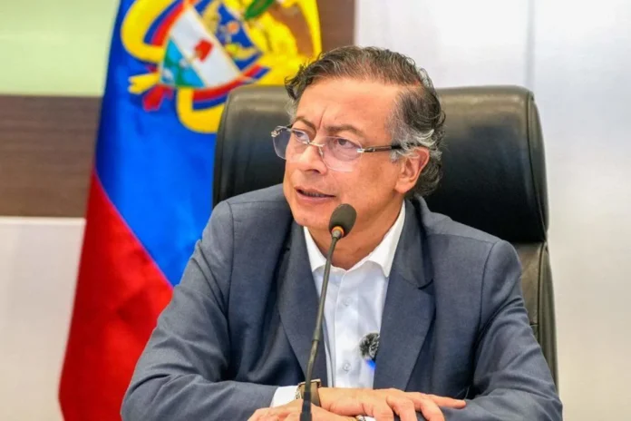 Petro se pronuncia sobre la suspensión de la venta de energía a Ecuador