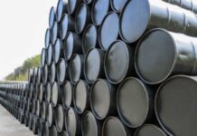 Precio del petróleo baja tras tensión entre EEUU y Venezuela y reunión de la OPEP+ Precio del petróleo baja tras tensión entre EEUU y Venezuela