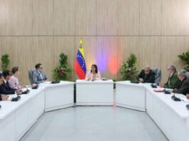 Delcy Rodríguez anuncia su sustituto en la vicepresidencia Económica