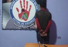 Le cortó el cuero cabelludo a su pareja con una cuchilla en Punto Fijo