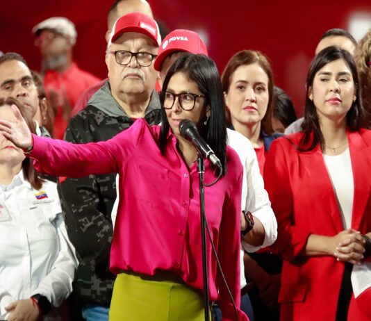 Delcy Rodríguez: reforma de la Ley de Hidrocarburos fue estudiada con Maduro Delcy Rodríguez asegura que reforma de la Ley de Hidrocarburos fue estudiada con Maduro