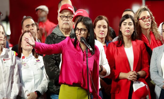 Delcy Rodríguez asegura que reforma de la Ley de Hidrocarburos fue estudiada con Maduro
