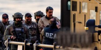 Trasladan al presidente Maduro hasta la Corte de Nueva York para la primera audiencia Trasladan al presidente Maduro hasta la Corte de Nueva York