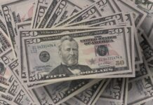 Se concretó la primera subasta de divisas petroleras Se concretó la primera subasta de divisas petroleras