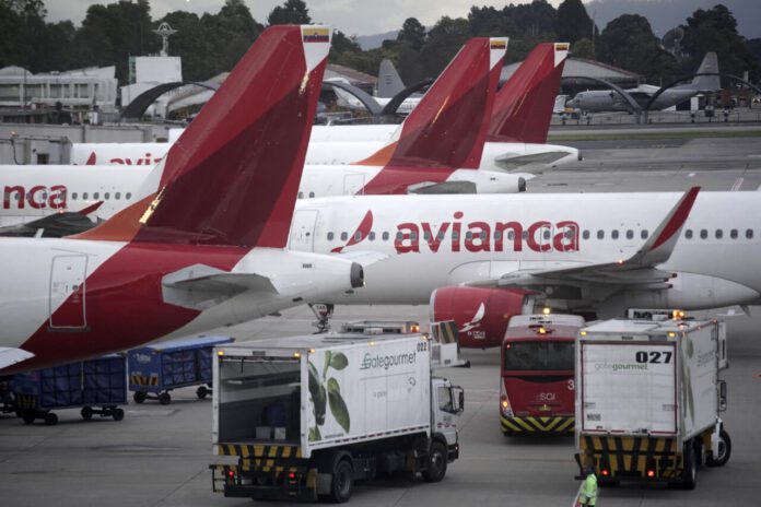 Avianca retomará sus vuelos diarios entre Bogotá y Caracas a partir del 12 de febrero