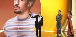 Bad Bunny hizo historia y ganó el Grammy a mejor álbum del año con un disco en español Bad Bunny hizo historia y ganó el Grammy a mejor álbum del año con un disco en español