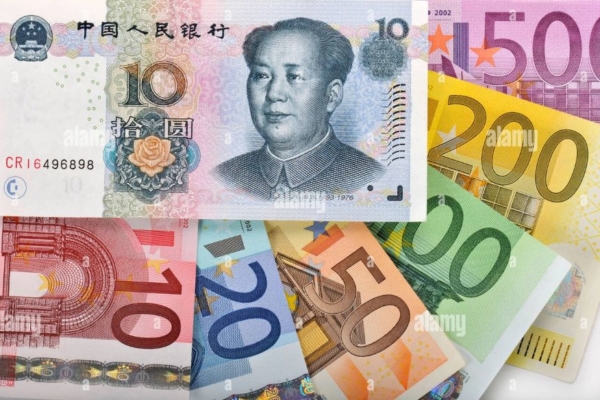 China-yuan-moneda-de-reserva-global-dólar China quiere convertir al yuan en moneda de reserva global para competir con el dólar