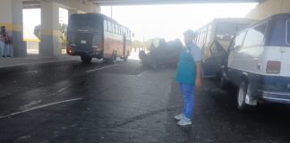 Punto Fijo| Vídeo| Colisión de cuatro vehículos dejó una lesionada